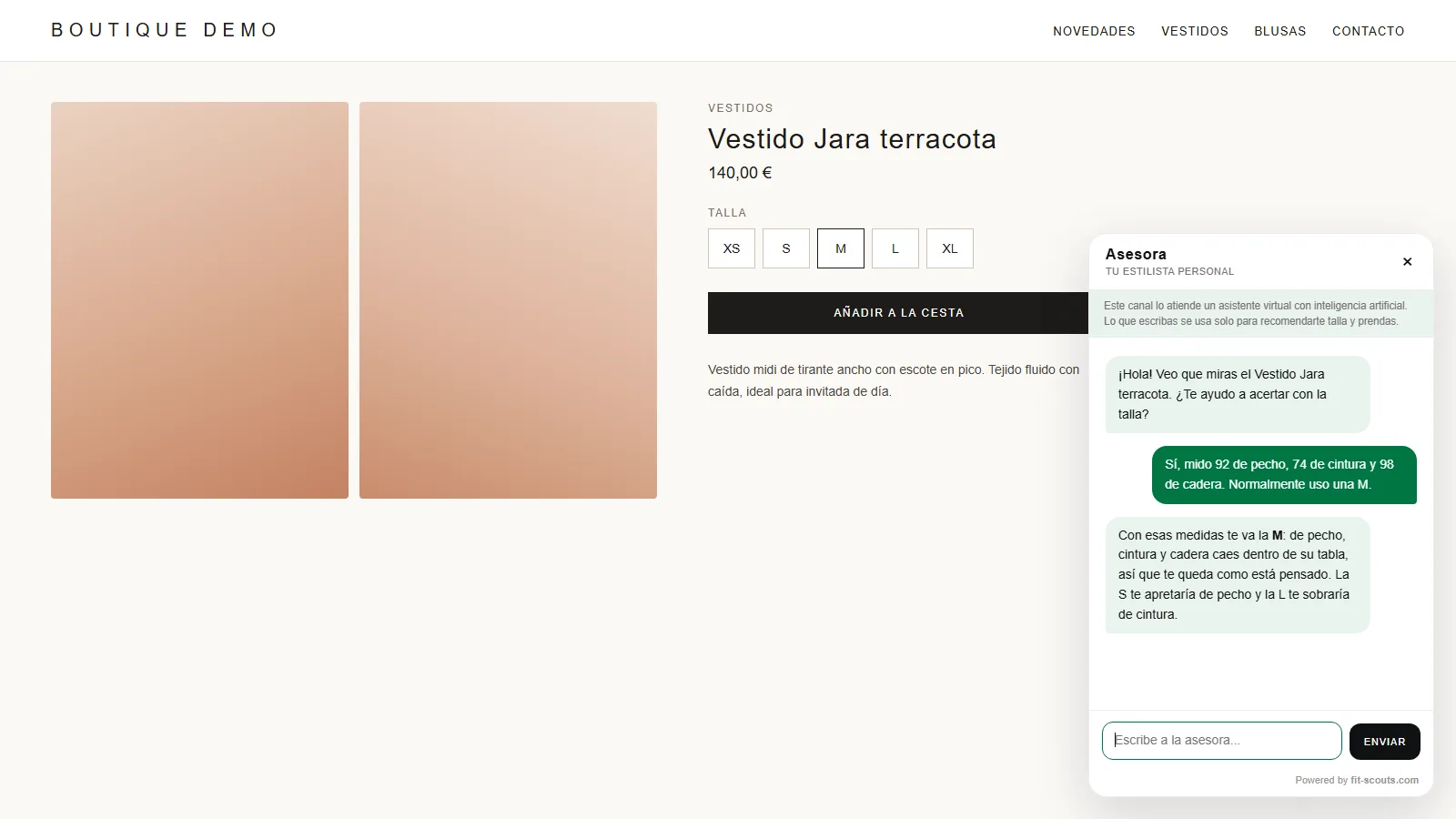 Chat de FitScouts en la ficha de un vestido, recomendando la talla M a partir de pecho, cintura y cadera